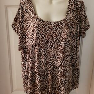 Worthington Size 1X Animal print ruffled top